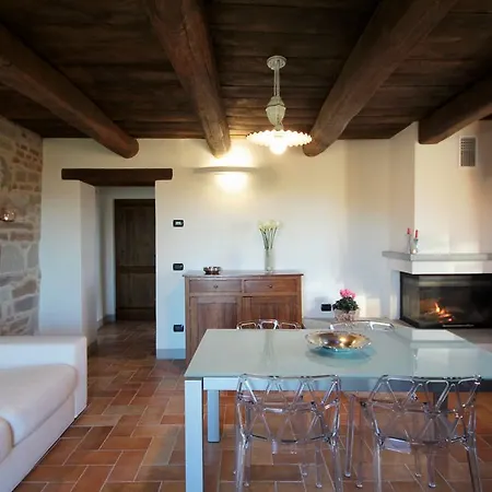 Terrazza Sul Parco 아파트 바뇨디로마냐